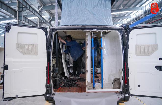 房車旅游為何持續(xù)升溫？從隨州房車工廠看國內(nèi)旅游新風尚